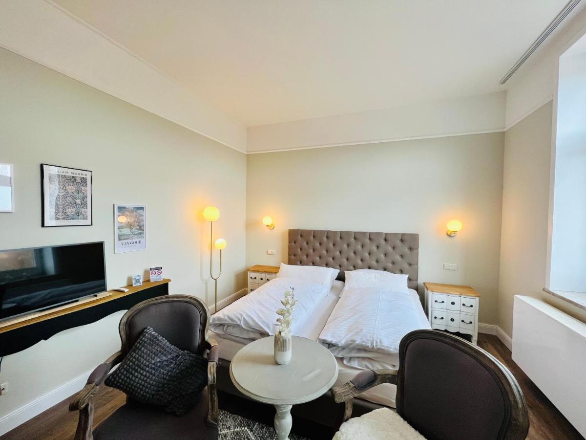 Lexow - Hotel An De Havenkant Теннінг Екстер'єр фото